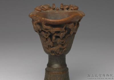 图片[2]-Carved rhinoceros horn cup with chi-dragon decoration, Qing dynasty (1644-1911)-China Archive